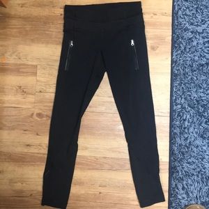 Black LuLu leggings!